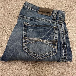 Express jeans ( Kingston)